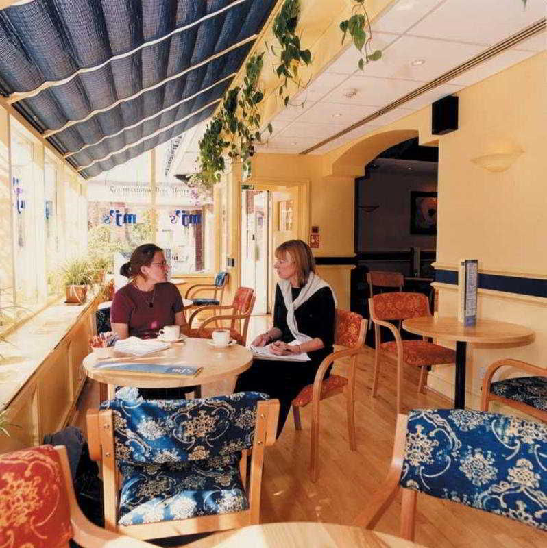 Student Only Zeni Ensuite Rooms, Southampton Restaurant billede